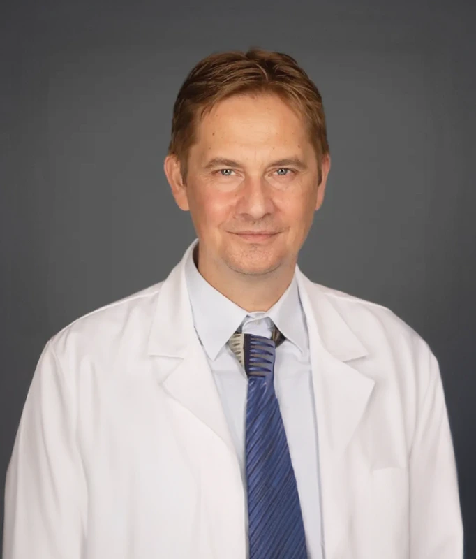 Dr. Leetmaa’s headshot
